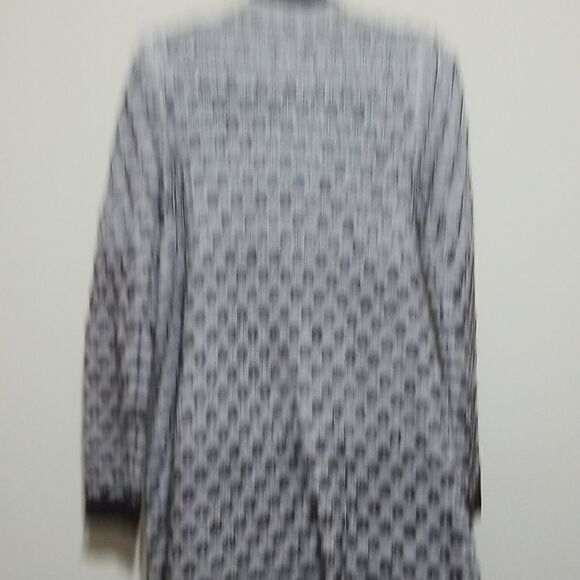 Time & Tru White and Black Cardigan Sweater Sz Medium - Picture 6 of 8